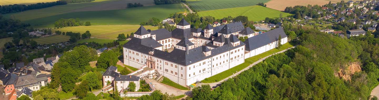 Ein Bild von Augustusburg Scharfenstein Lichtenwalde Schlossbetriebe GmbH von oben fotografiert
