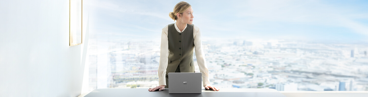 Frau mit Laptop